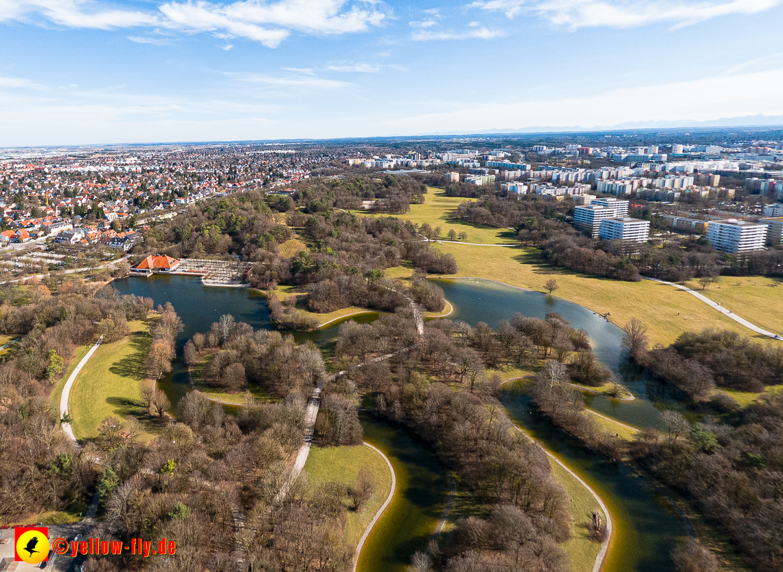 20.02.2023 -  Ostparksee und Schule am Strehleranger mit Umgebung in Neuperlach